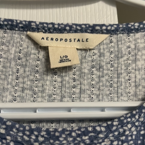 T-Shirt - Picture 2 of 2